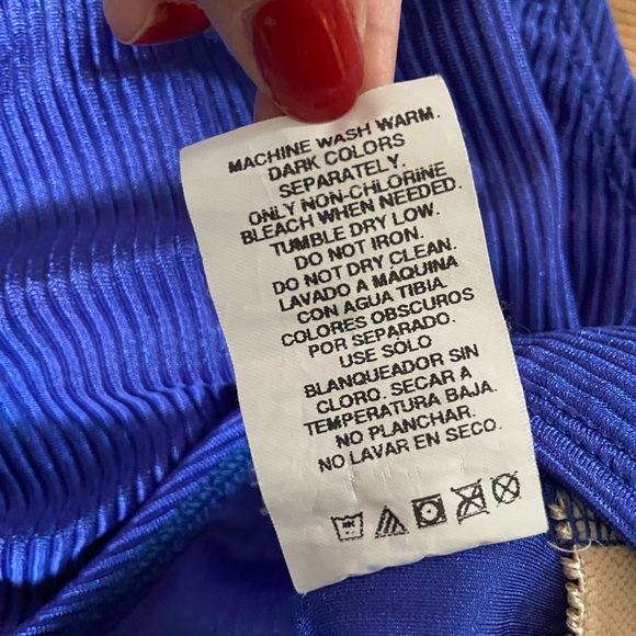 Vintage Cobalt Blue One-Piece Swimsuit (XL) with Striped Ribbed Fabric - Picture 5 of 10